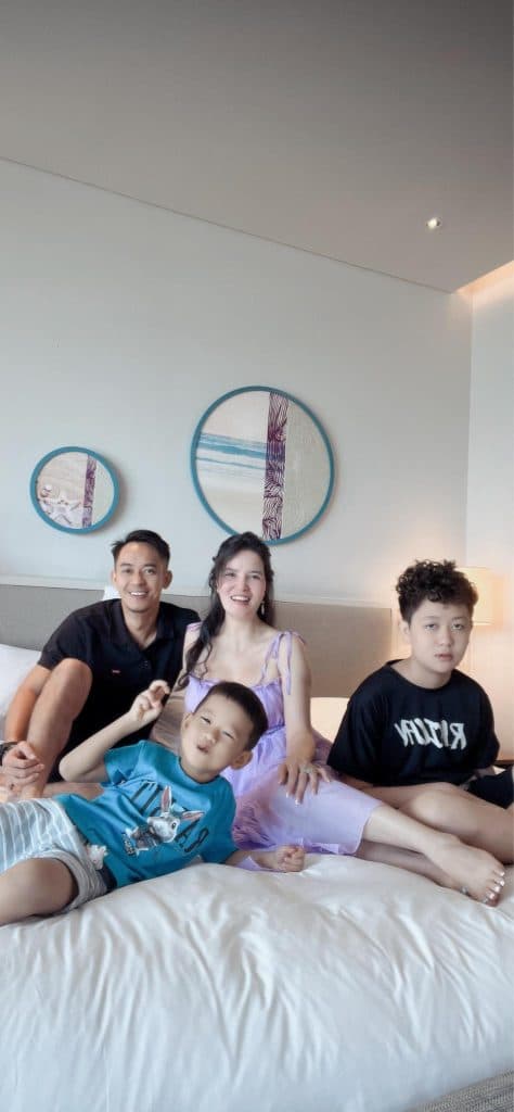 Tiểu Sử Lê Minh Huệ – Chuyên Gia Làm Đẹp Hàng Đầu Việt Nam